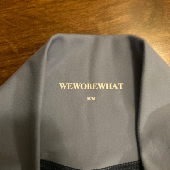 WEWOREWHAT V shaped Splice Leggings size Medium - Picture 2 of 8